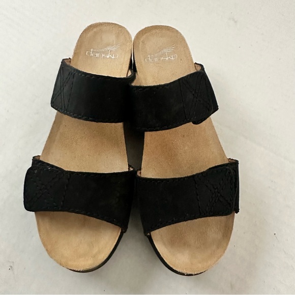 Dansko Maddy Slip-On Wedge Sandal Velcro Leather Black Sz 37 Excellent Condition - Picture 7 of 12
